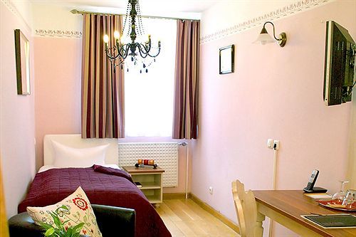 Elch Hotel 3*